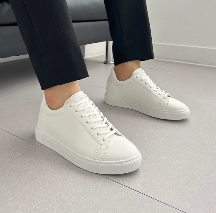 7cm UP モノトーンシークレットスニーカー no06 私のストア